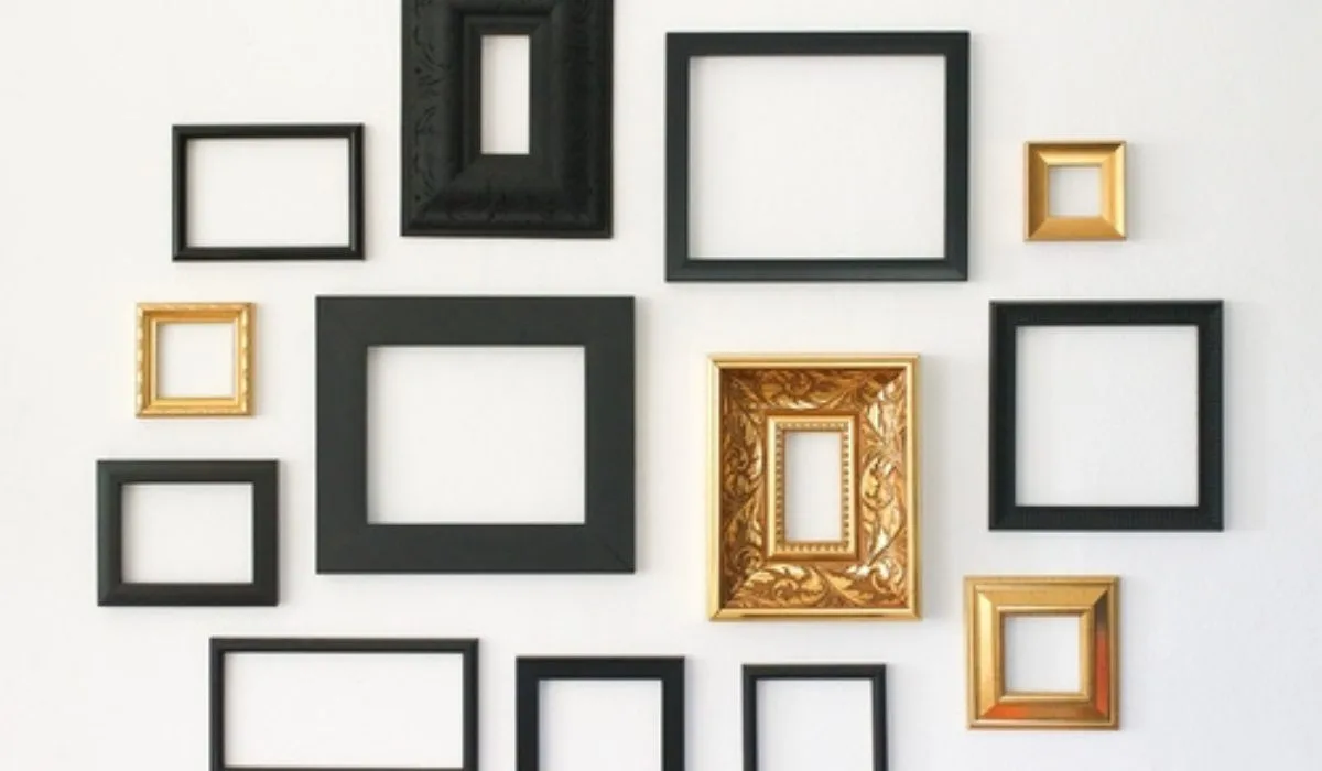 Modern-Wall-Frame-Design